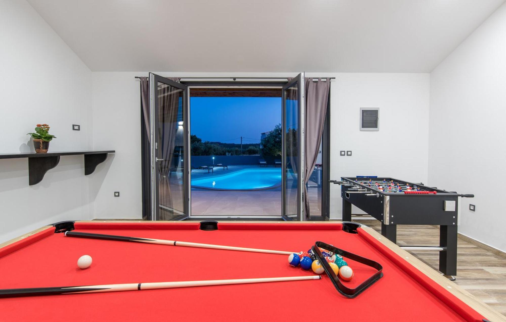 Villa Posidonia Near Pula With Sea View And Surrounded By Olive Trees Krnica Exterior photo