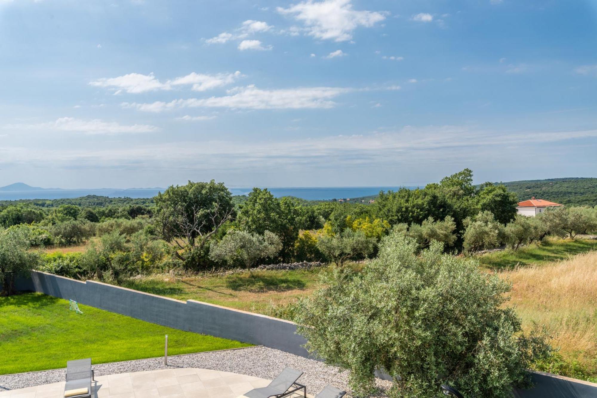 Villa Posidonia Near Pula With Sea View And Surrounded By Olive Trees Krnica Exterior photo